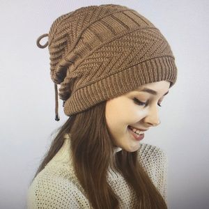 Warm and fuzzy Beanie/Scraf